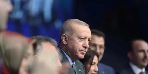 AKP'de kapalı kapılar arkasında büyüyen rahatsızlık