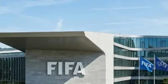 FIFA listesinde Fenerbahçe: 3 dönemlik transfer yasağı ödemeye bağlı