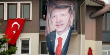the-guardian-erdogan-otoritesinin-sonu-mu-N6wQEamc.jpg