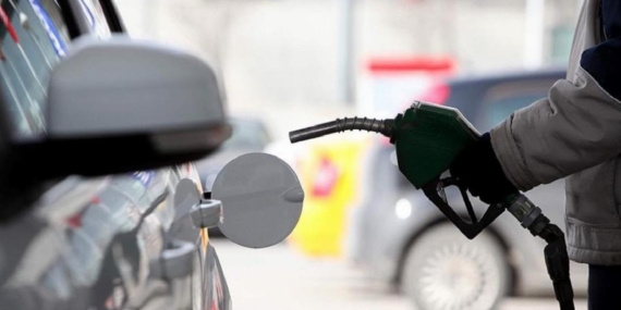 benzin-ve-motorinin-otv-tutarlari-yeniden-belirlendi-aTVLQ6fs.jpg