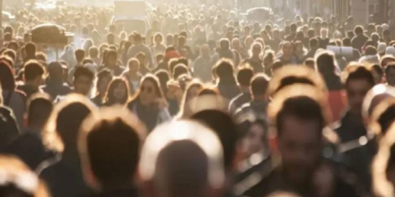 Ülkeler ‘göç’ açmazında! Dev ekonomiler alarm veriyor