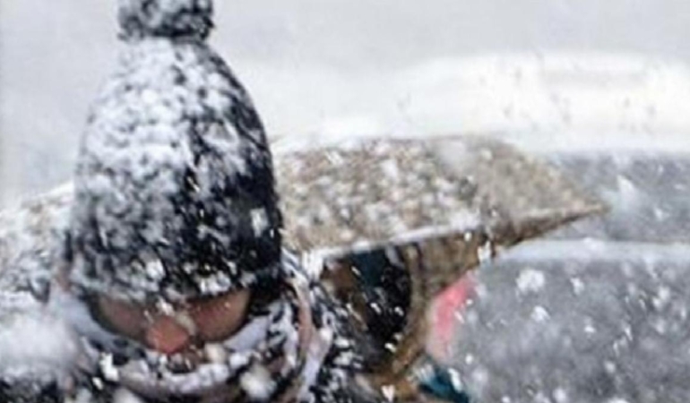 yilbasi-arifesinde-kar-surprizi-istanbula-hangi-gun-kar-yagacagi-belli-oldu-QAxkTbDg.jpg
