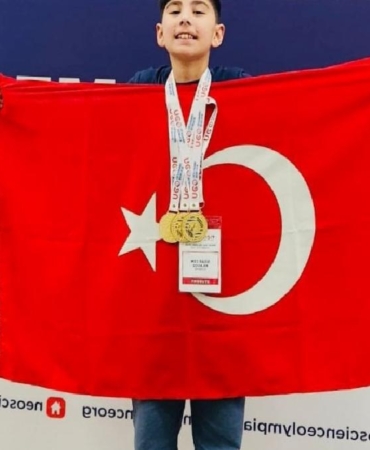 11-yasindaki-sidardan-amerikada-cifte-dunya-sampiyonlugu-D42HTylp.jpg