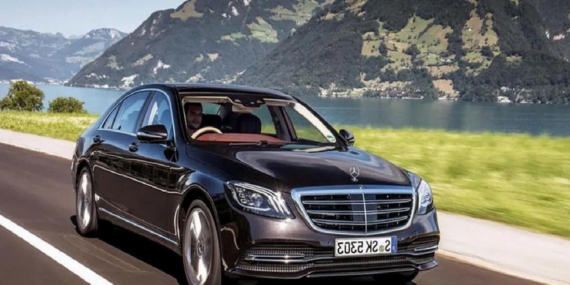 Bakana lüks araç emekliye şükür