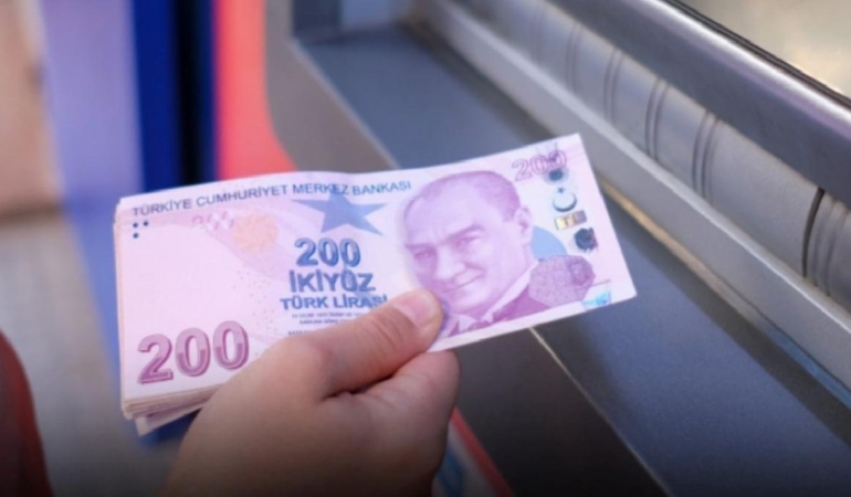 En düşük emekli maaşı alanlara ek ödeme geliyor