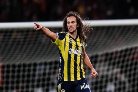 fenerbahcenin-yeni-yildizi-matteo-guendouzi-hakkinda-bilinmeyen-gercek-FtQ9EmPx.jpg