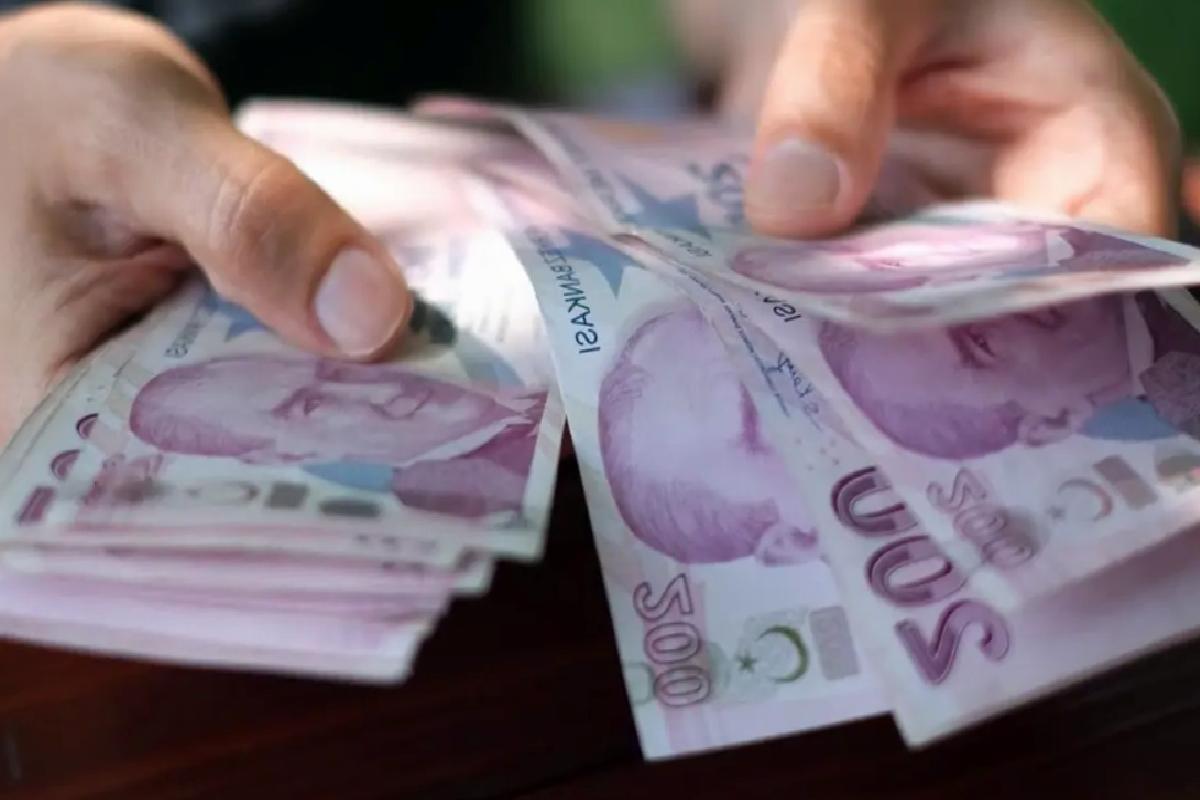 tek-maas-ihtimali-belirdi-emekli-bayram-ikramiyesinde-yeni-senaryo-PyR4EelN.jpg