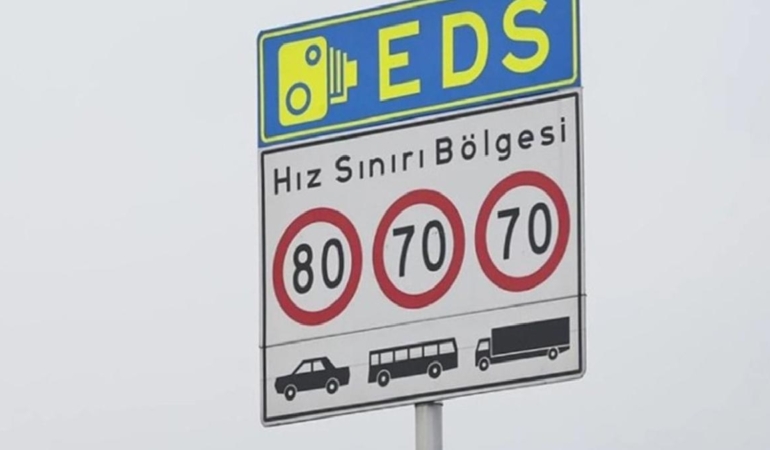 Yollardan 58 bin levha kaldırıldı: Nedenini bakan açıkladı