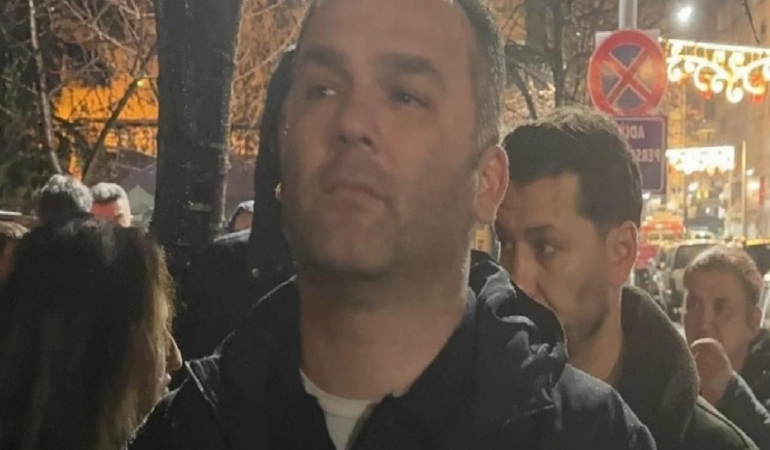 Belediye başkanının attığı mesajlar ortaya çıktı: ‘Ben nasıl bir erkeğim?’