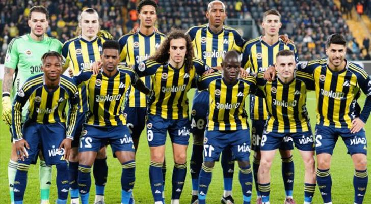 fenerbahcenin-trabzonspor-maci-kamp-kadrosu-belli-oldu-2-eksik-sVXzKjzL.jpg