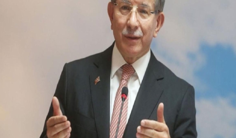 Geçinemeyenler kervanına Ahmet Davutoğlu da katıldı! Eski Başbakan maddi sıkıntı çekiyor