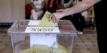 ilk-kez-oy-kullanacak-genclerin-tercihi-belli-oldu-CrzMeZSN.jpg