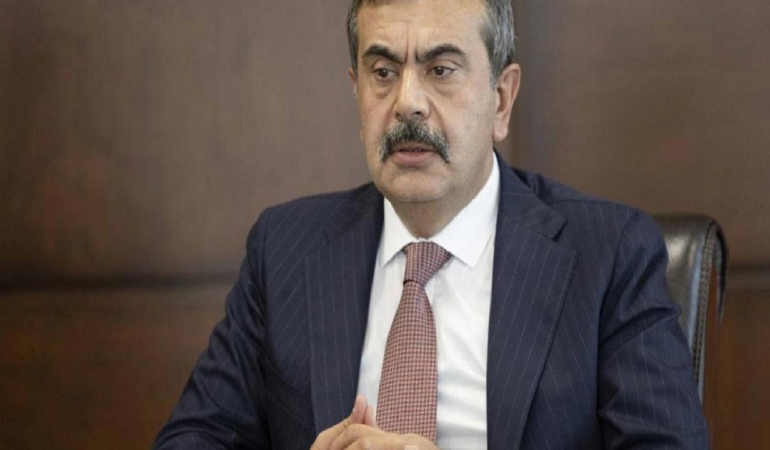 Milli Eğitim Bakanı Yusuf Tekin’den ‘Ara tatil kaldırılacak mı?’ sorusuna yanıt