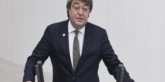 Parti değişince Dursun değişti