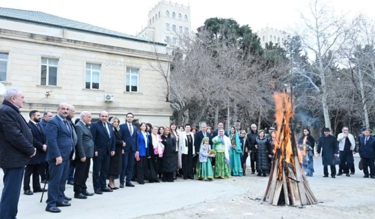Bakü’de “Bizim Ailemiz Türk Dünyasıdır” Konulu Uluslararası Konferans Düzenlendi