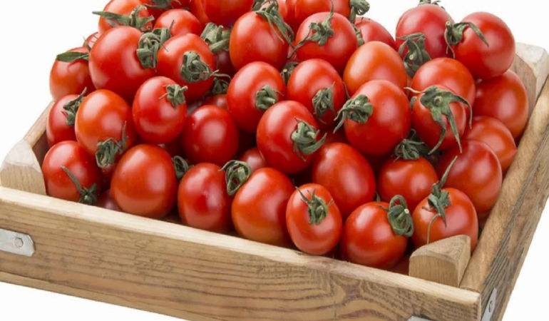 Domates etiketindeki kâr oranı tartışma yarattı: Yüzde 400 kâr!