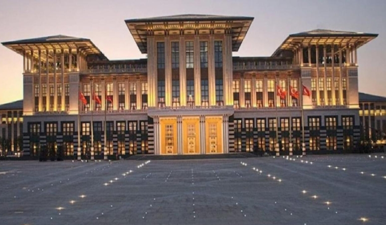 Faiz yuttu örtülü patladı