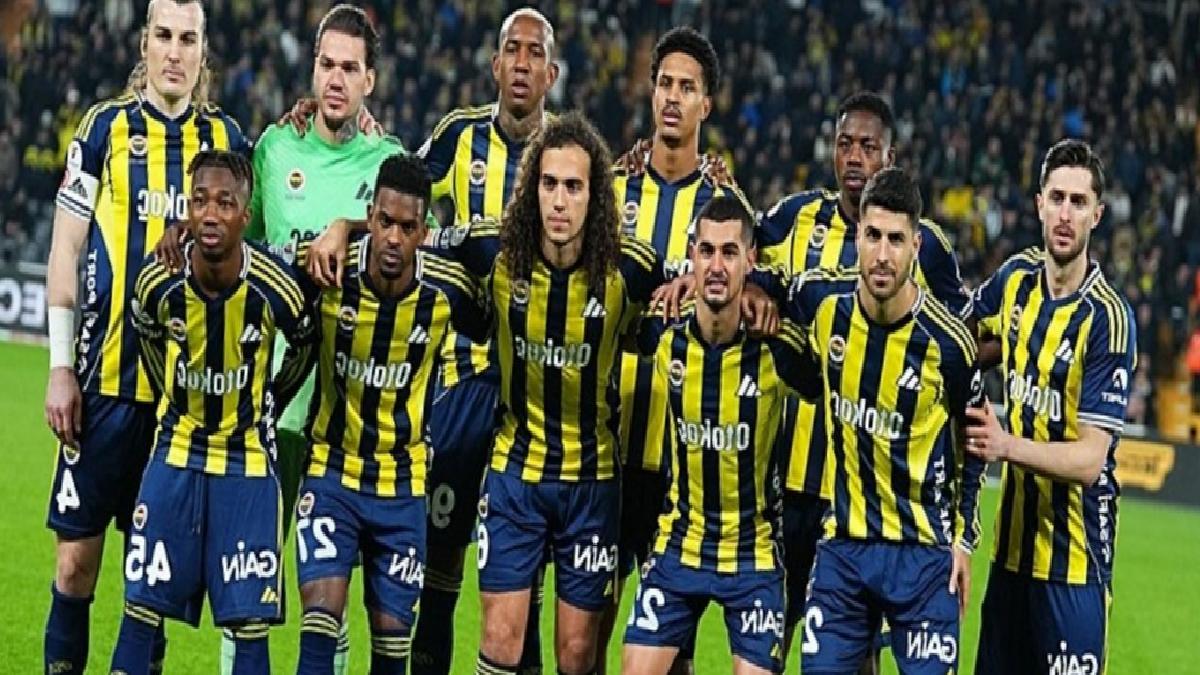fenerbahcede-anthony-musaba-gercegi-taraftari-endiselendiriyor-c1umUedn.jpg