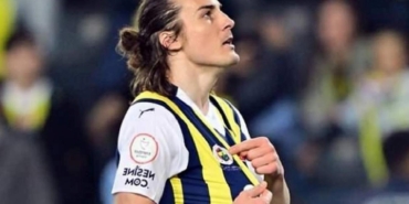 fenerbahcede-milli-yildiza-yol-gorundu-teklif-gelirse-ayrilik-kesin-1B5VLwOr.jpg