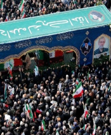 iranda-laricaninin-cenaze-torenine-binler-katildi-HU373Zef.jpg