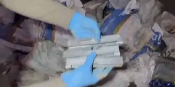 İstanbul Pendik’te dev operasyon! Kuyudan binlerce silah parçası çıkarıldı