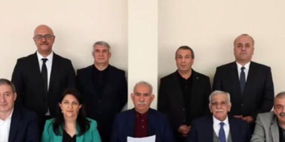 CANLI ANLATIM İmralı'dan beklenen çağrı_ PKK kendisini lağvetmeli, silah bırakma çağrısı yapıyorum