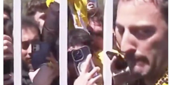 Fenerbahçe’de Domenico Tedesco devri sona erdi! Taraftardan destek! Gözyaşlarını tutamadı