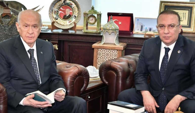 İzzet Ulvi Yönter önce paylaştı sonra sildi! MHP'ye mesaj mı verdi?