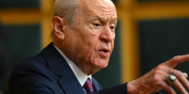 İzzet Ulvi Yönter'in istifası sonrası Bahçeli'den ilk açıklama