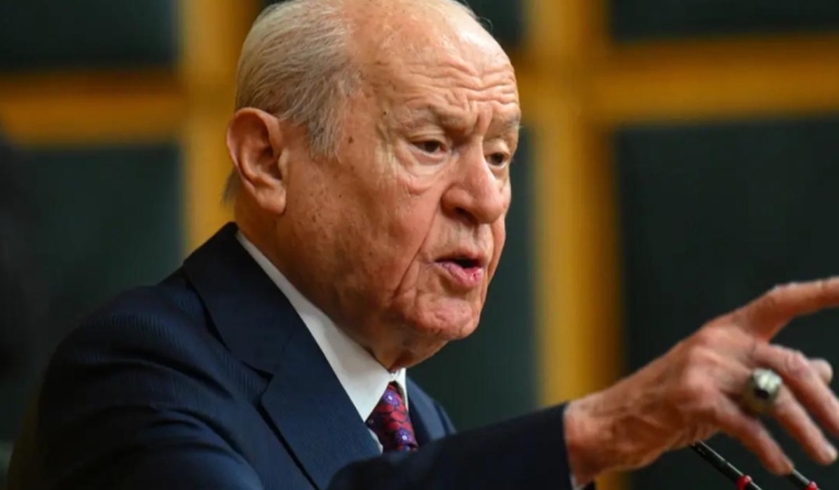 İzzet Ulvi Yönter'in istifası sonrası Bahçeli'den ilk açıklama