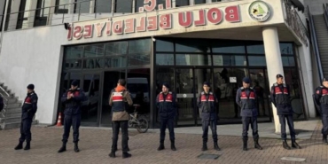 bolu-belediyesine-yeni-operasyon-3-gozalti-karari-daha-VIwSxRdL.jpg