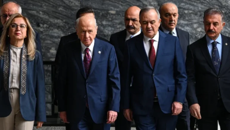 Son dakika… MHP’de sular durulmuyor: Kütahya’nın ardından Eskişehir Teşkilatı da feshedildi