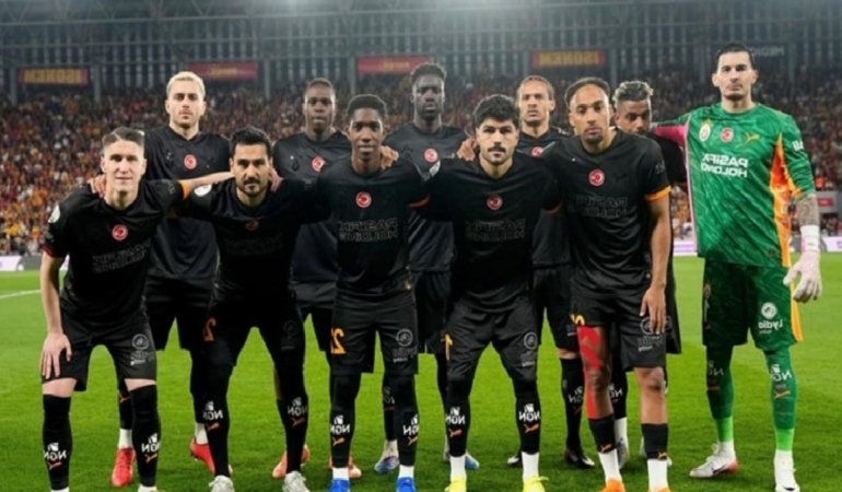 galatasaray-goztepeyi-3-1lik-sonucla-devirdi-PPNLuwMM.jpg