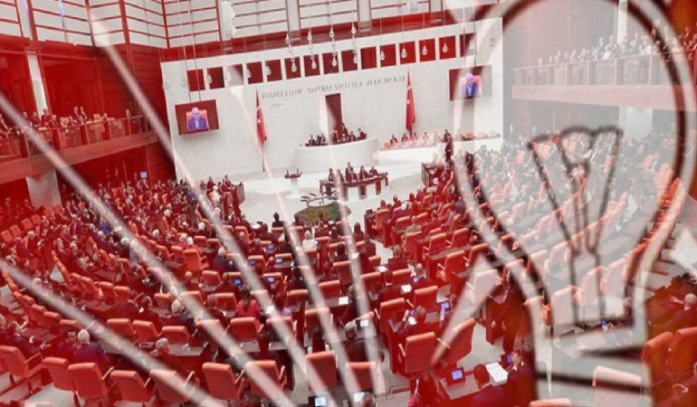 Gündemar Araştırma… Son seçim anketi ortaya koydu: Bu ay hangi partiler oyunu yükseltti?