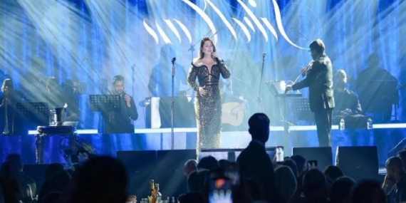 Sibel Can Yavru Vatan’da büyüledi