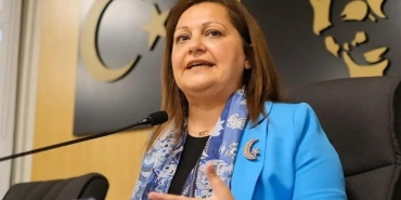 Burcu Köksal son noktayı koydu! 'AK Parti'ye katılıyorum'