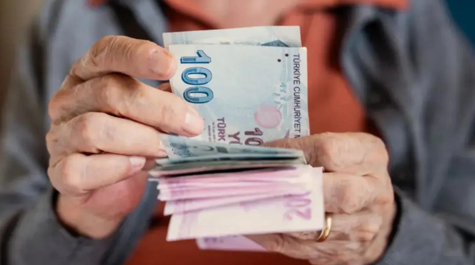 Emekli maaşında bloke krizi Yargıtay’dan döndü!