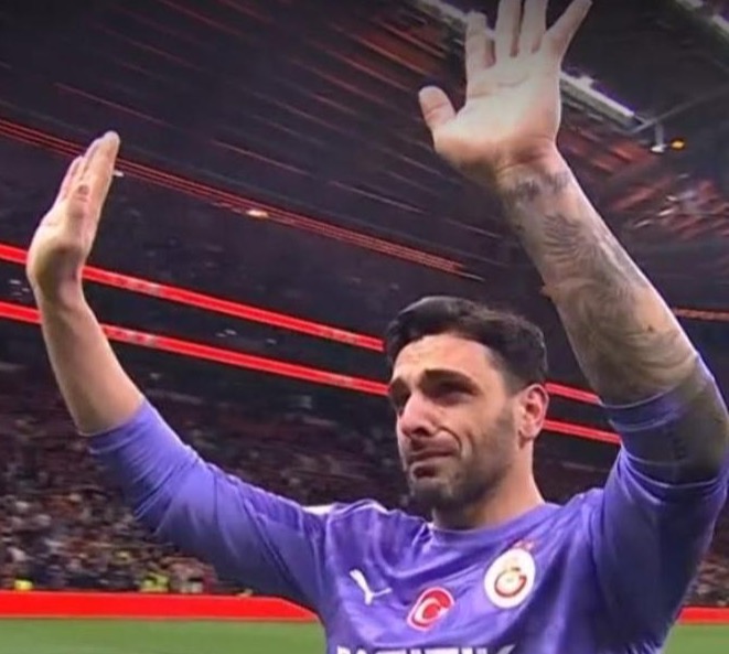 Galatasaray kalecisi Günay Güvenç'in hatalarından patronlar, CEO'lar ders çıkarmalı-2