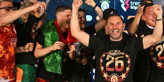 Galatasaray tarihe geçti! Okan Buruk’tan rekor