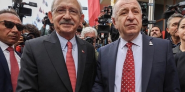 Ümit Özdağ, 2017'de referandum sonrası YSK önünde yaşananları anlattı_ Ana muhalefet partisi gelmedi; bu rejimi Erdoğan ve Kılıçdaroğlu birlikte kurdu