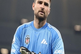 besiktasta-ersin-destanoglu-belirsizligi-DpE4wUCG.jpg