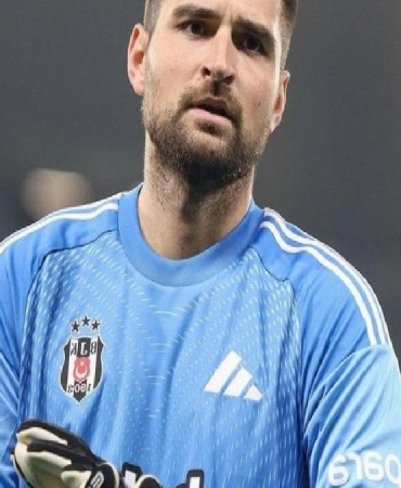besiktasta-ersin-destanoglu-belirsizligi-DpE4wUCG.jpg