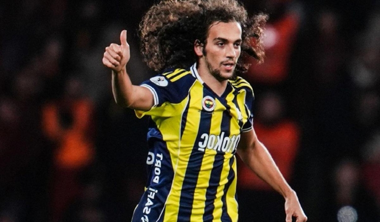 fenerbahcede-3-sakatlik-eyupspor-macinda-yoklar-nKqOk36T.jpg
