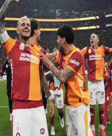 galatasaray-rekor-icin-sahada-iste-sampiyonluk-icin-gereken-ihtimaller-B5Mc9M6v.jpg