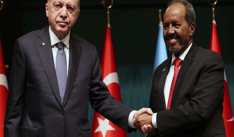 iktidar-somaliye-yardimda-1-numara-V2rUuriR.jpg